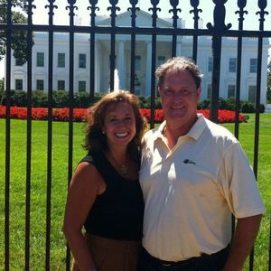 Meet your Posher, Lora